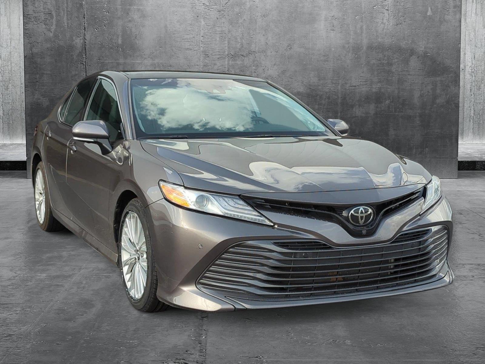 2018 Toyota Camry Vehicle Photo in MEMPHIS, TN 38115-1503