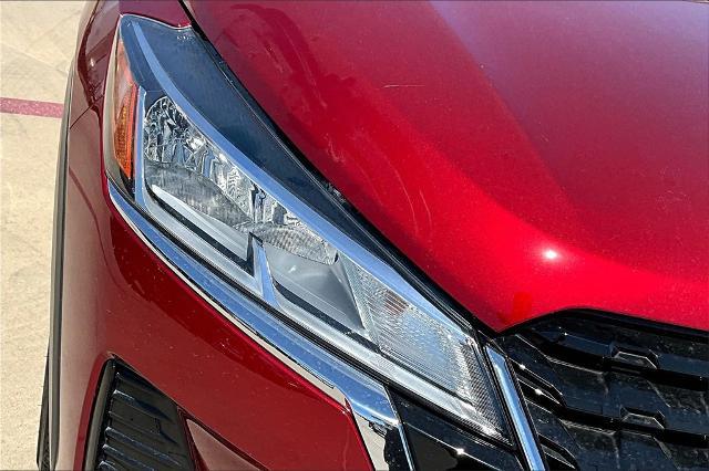 2024 Nissan Kicks Vehicle Photo in Grapevine, TX 76051