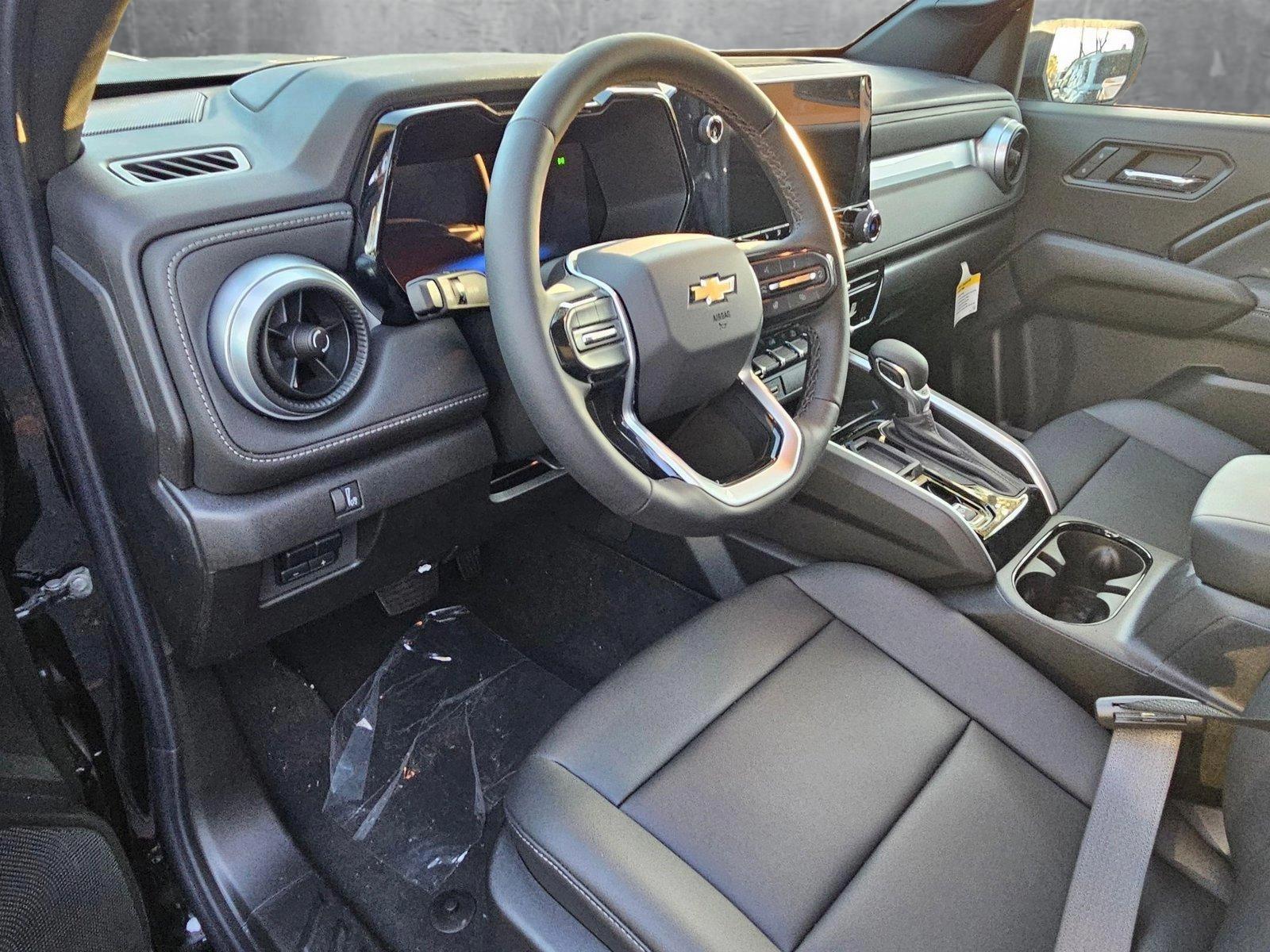 2025 Chevrolet Colorado Vehicle Photo in GREENACRES, FL 33463-3207