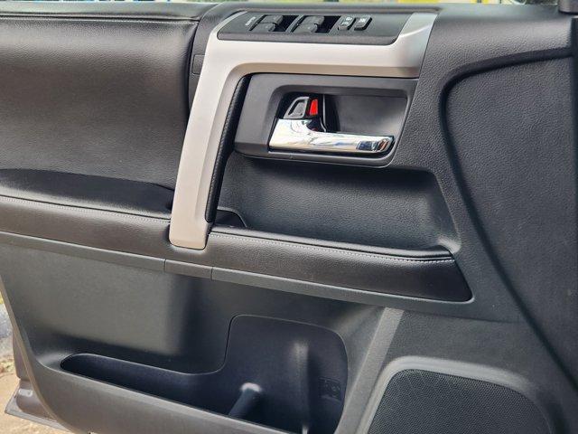 2015 Toyota 4Runner Vehicle Photo in SUGAR LAND, TX 77478-0000