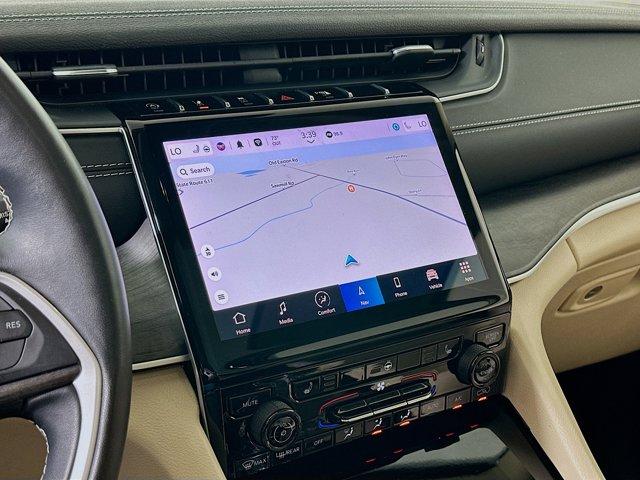 2022 Jeep Grand Cherokee L Vehicle Photo in Doylsetown, PA 18901