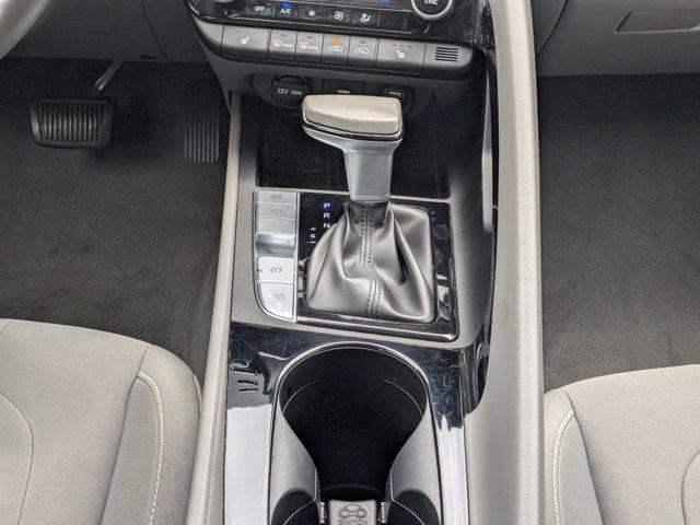 2022 Hyundai Elantra Vehicle Photo in BEAUFORT, SC 29906-4218
