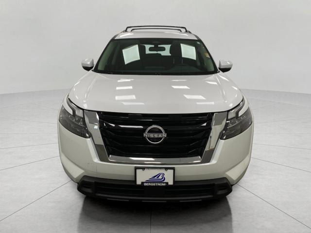2025 Nissan Pathfinder Vehicle Photo in Appleton, WI 54913