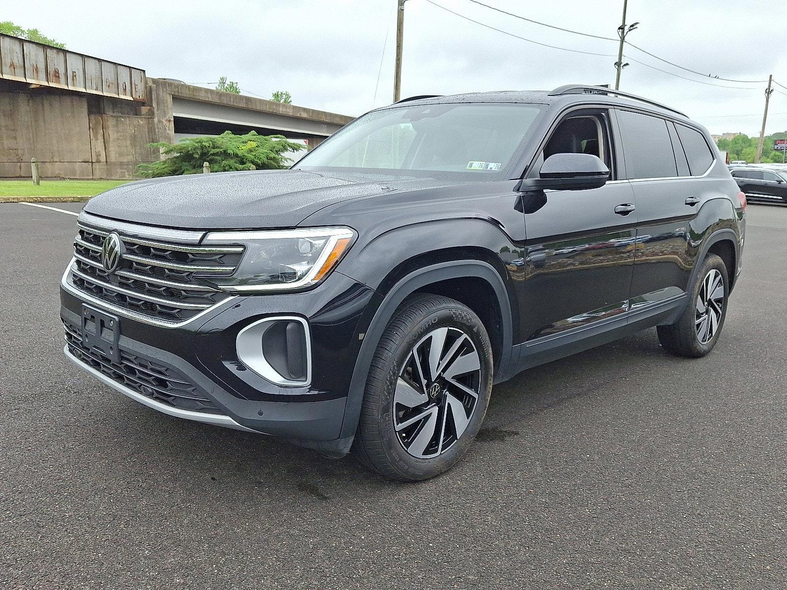 2024 Volkswagen Atlas Vehicle Photo in Trevose, PA 19053
