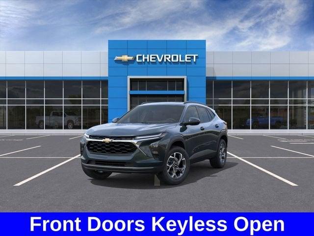 2025 Chevrolet Trax Vehicle Photo in BROCKTON, MA 02301-7113