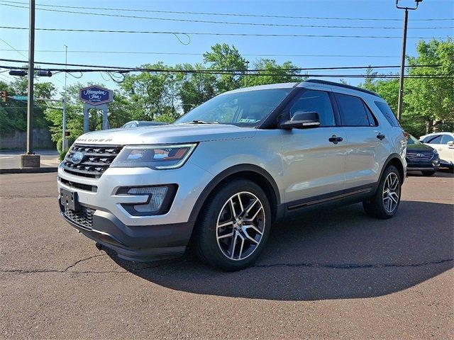 2017 Ford Explorer Vehicle Photo in Willow Grove, PA 19090