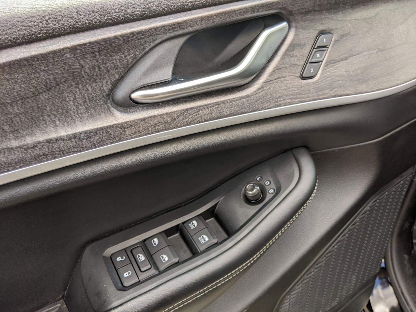 2023 Jeep Grand Cherokee Vehicle Photo in Seguin, TX 78155