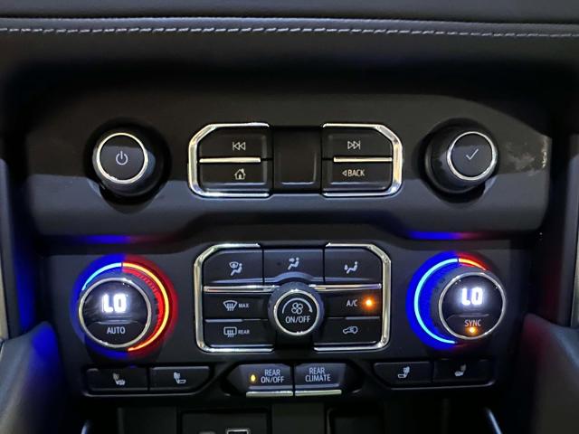 2023 Chevrolet Tahoe Vehicle Photo in Roslyn, NY 11576
