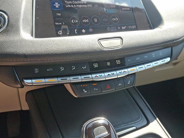 2022 Cadillac XT4 Vehicle Photo in TREVOSE, PA 19053-4984