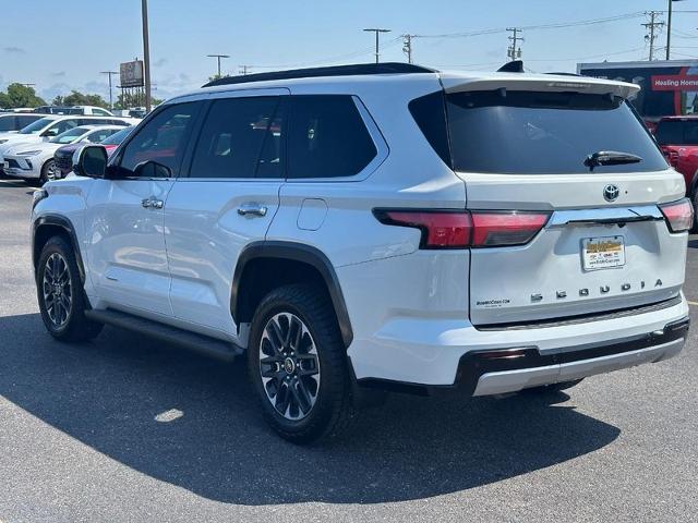 2023 Toyota Sequoia Vehicle Photo in COLUMBIA, MO 65203-3903