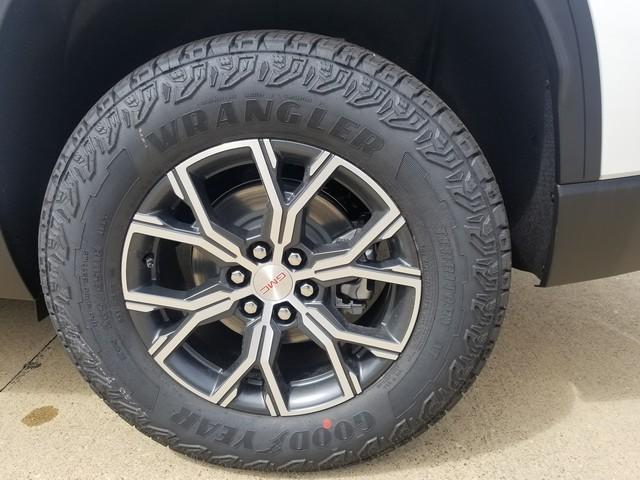 2026 GMC Acadia Vehicle Photo in ELYRIA, OH 44035-6349