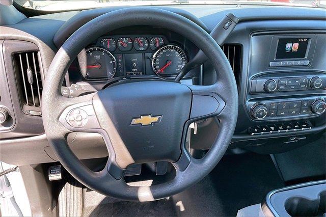 2024 Chevrolet Silverado 5500 HD Vehicle Photo in INDEPENDENCE, MO 64055-1314