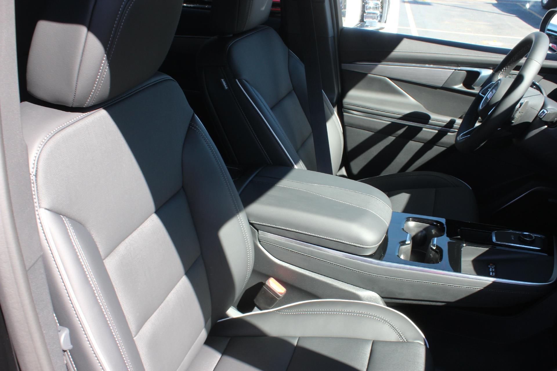 2025 Buick Enclave Vehicle Photo in AURORA, CO 80012-4011