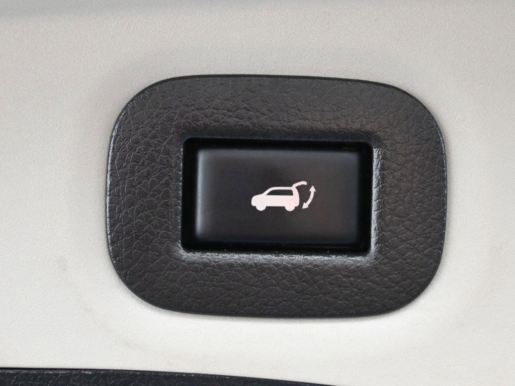 2020 Nissan Rogue Vehicle Photo in Marion, IA 52302