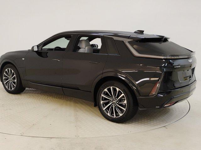 2024 Cadillac LYRIQ Vehicle Photo in PINEVILLE, NC 28134-8495