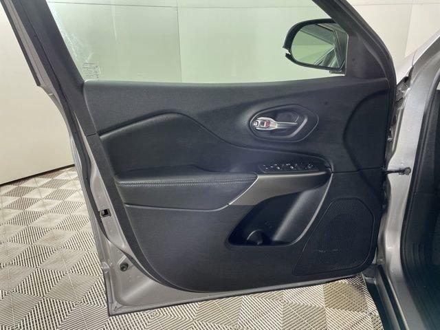 2020 Jeep Cherokee Vehicle Photo in PHOENIX, AZ 85014-3381