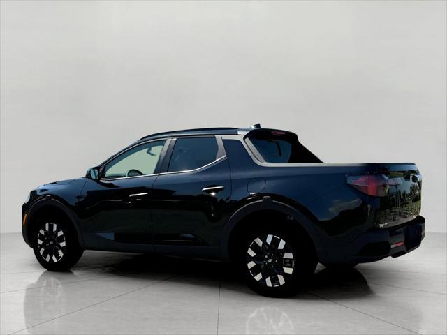 2025 Hyundai SANTA CRUZ Vehicle Photo in Green Bay, WI 54304