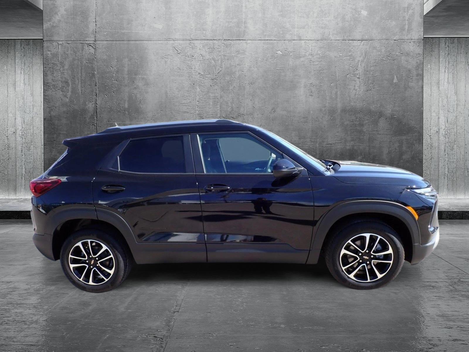 2025 Chevrolet Trailblazer Vehicle Photo in DENVER, CO 80221-3610