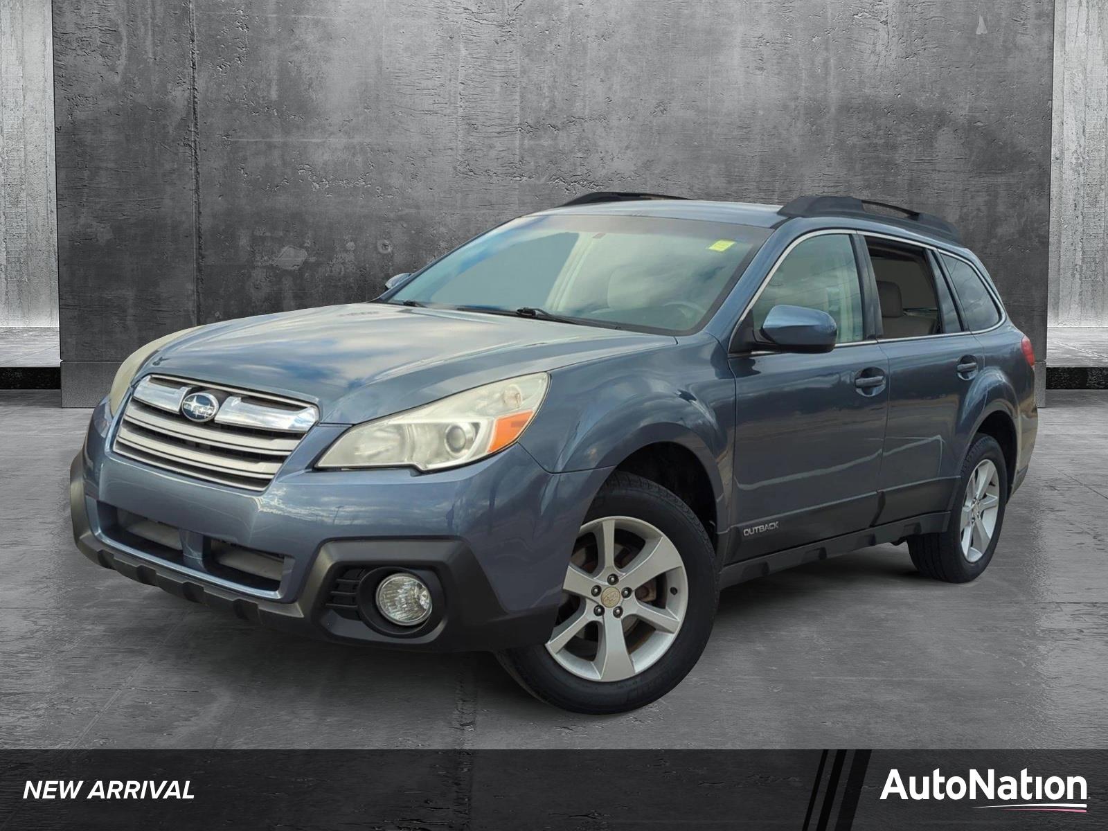 2013 Subaru Outback Vehicle Photo in Memphis, TN 38125