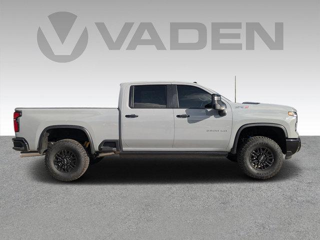 2024 Chevrolet Silverado 2500 HD Vehicle Photo in BRUNSWICK, GA 31525-1881