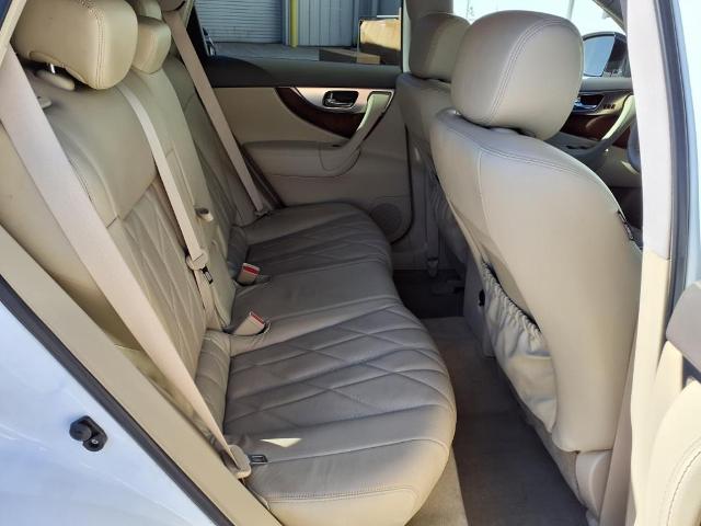 2010 INFINITI FX35 Vehicle Photo in TAMPA, FL 33612-3404