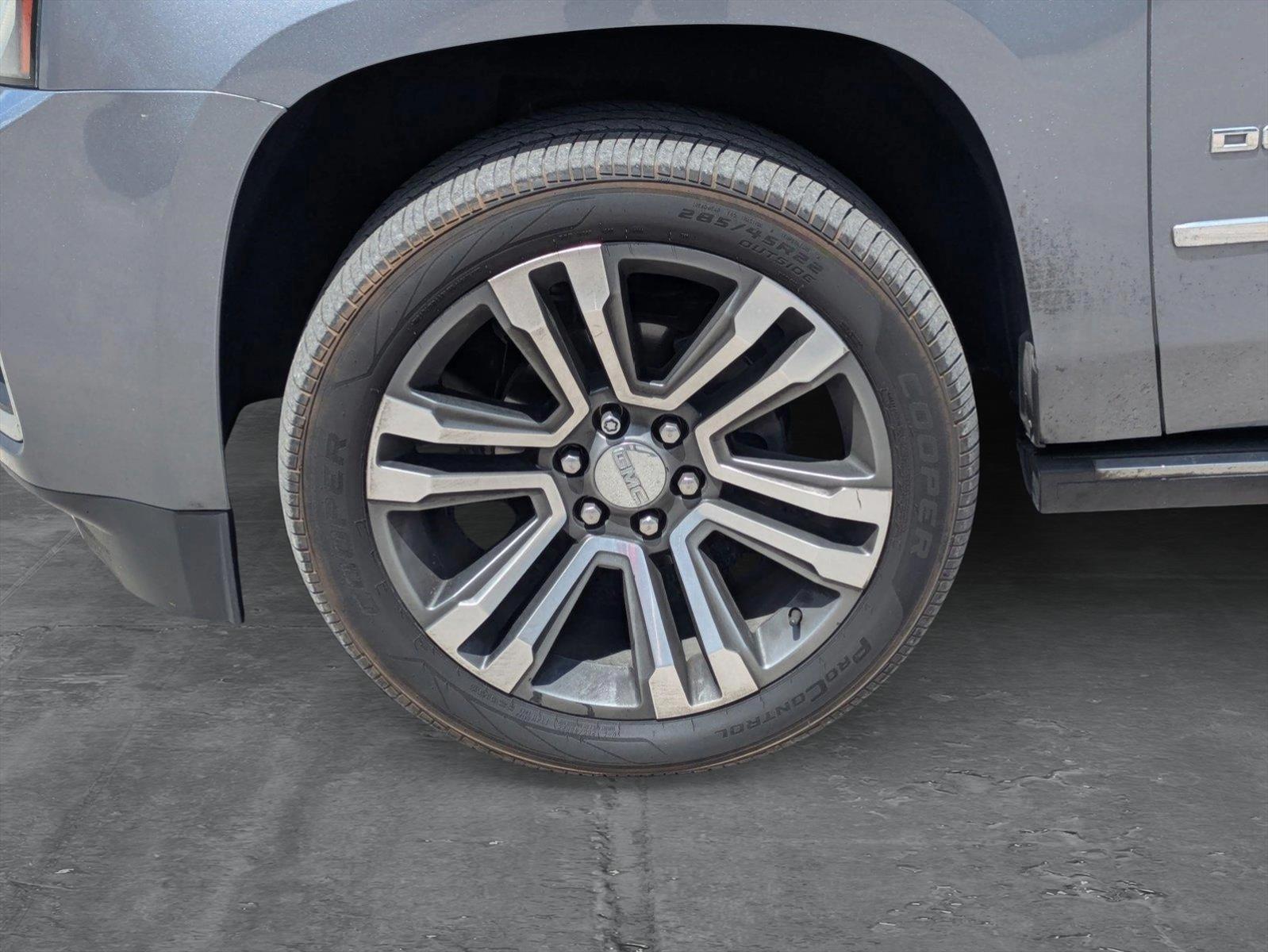 2019 GMC Yukon XL Vehicle Photo in GREENACRES, FL 33463-3207