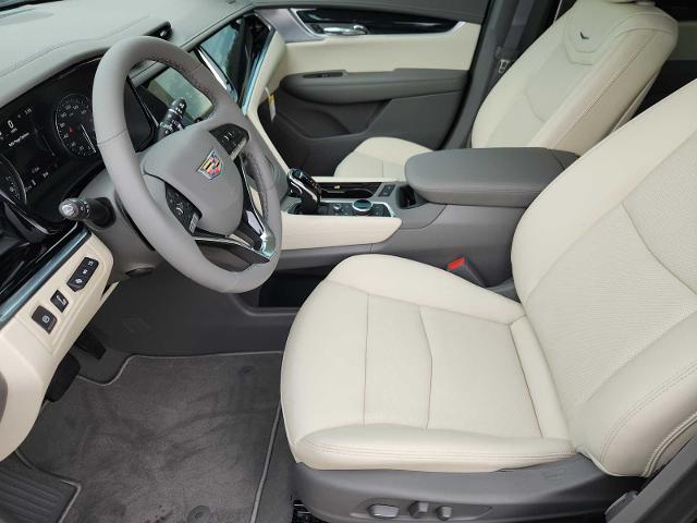 2025 Cadillac XT6 Vehicle Photo in HOUSTON, TX 77079
