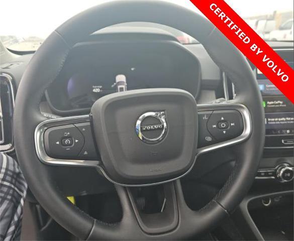2025 Volvo XC40 Vehicle Photo in Houston, TX 77007