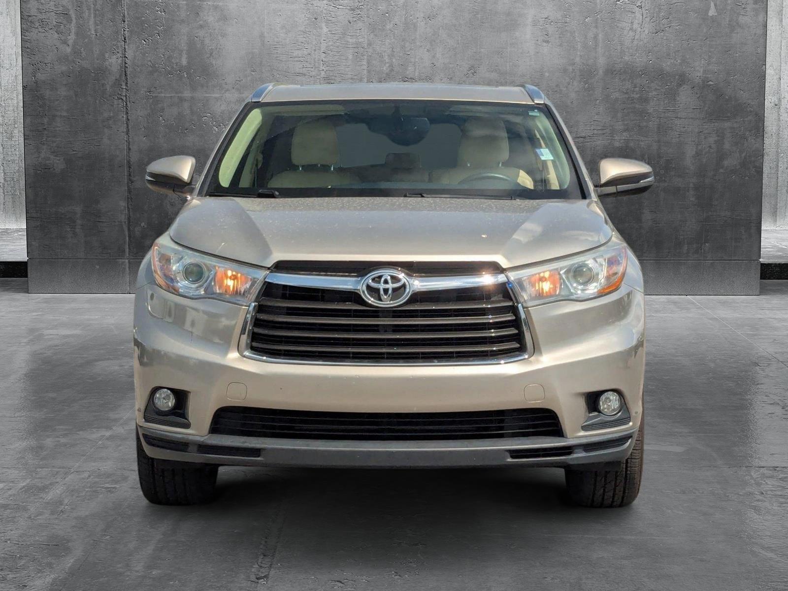 2015 Toyota Highlander Vehicle Photo in St. Petersburg, FL 33713
