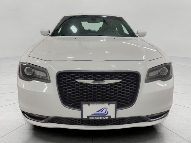 2018 Chrysler 300 Vehicle Photo in Oshkosh, WI 54901