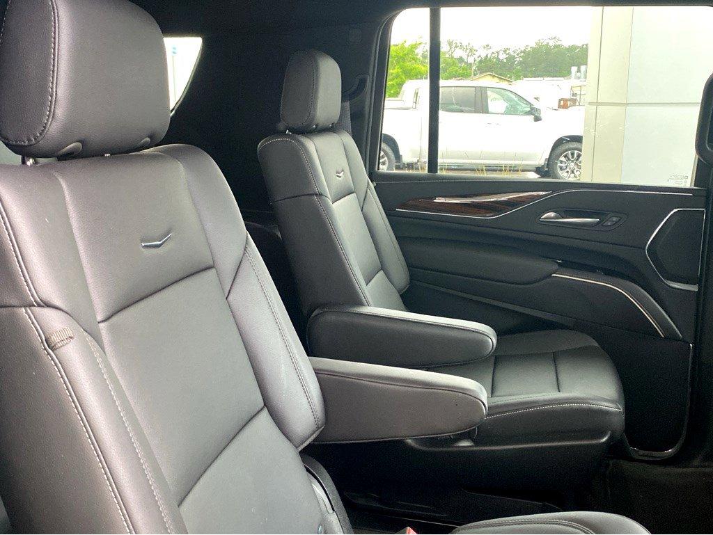 2024 Cadillac Escalade ESV Vehicle Photo in BEAUFORT, SC 29906-4218