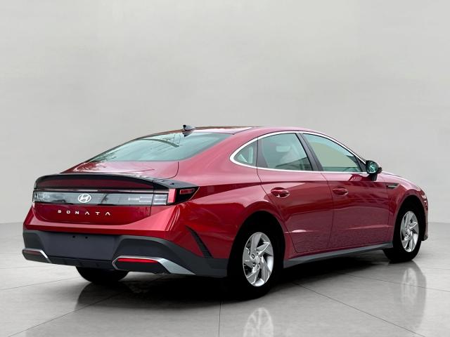 2025 Hyundai SONATA Vehicle Photo in Green Bay, WI 54304