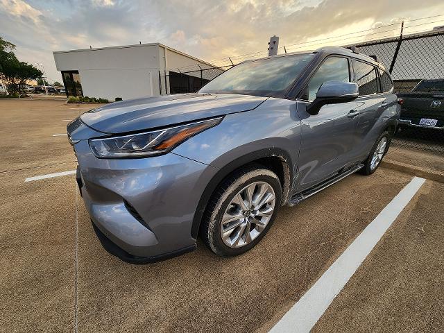 Used 2021 Toyota Highlander Limited with VIN 5TDYZRAH6MS061132 for sale in Grapevine, TX