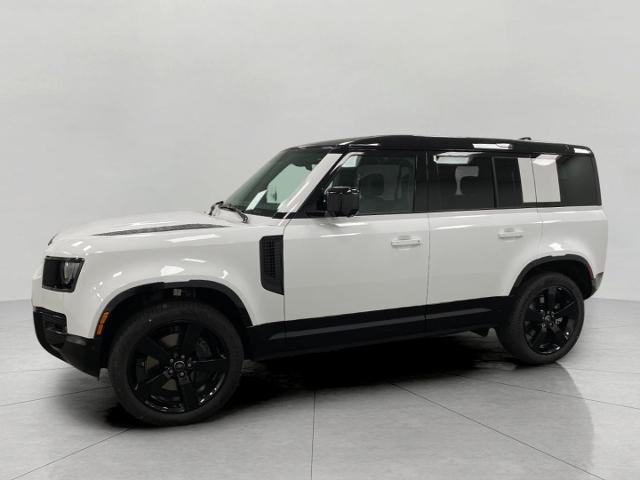 2025 Defender Vehicle Photo in Appleton, WI 54913