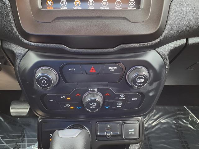 2020 Jeep Renegade Vehicle Photo in Oshkosh, WI 54904