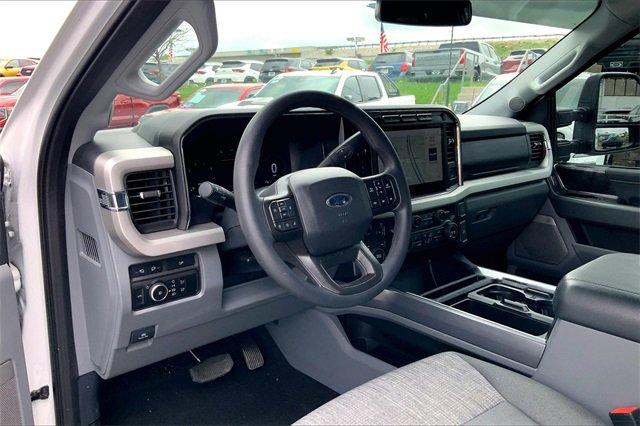 2024 Ford Super Duty F-250 SRW Vehicle Photo in KANSAS CITY, MO 64114-4502