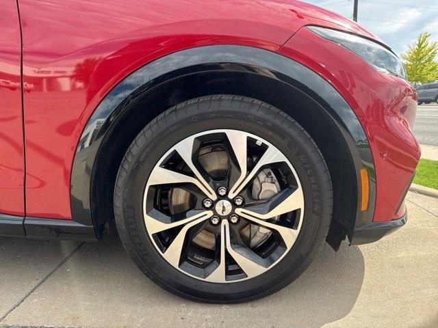 2023 Ford Mustang Mach-E Vehicle Photo in ENGLEWOOD, CO 80113-6708