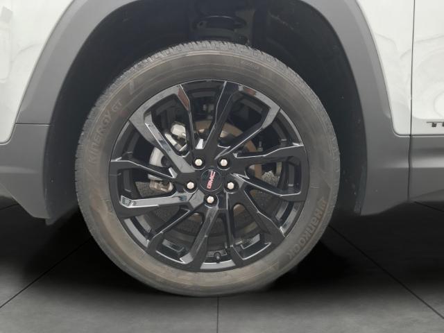 2023 GMC Terrain Vehicle Photo in GREEN BAY, WI 54303-3330