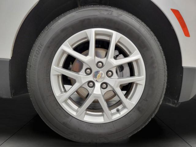 2024 Chevrolet Equinox Vehicle Photo in NEENAH, WI 54956-2243
