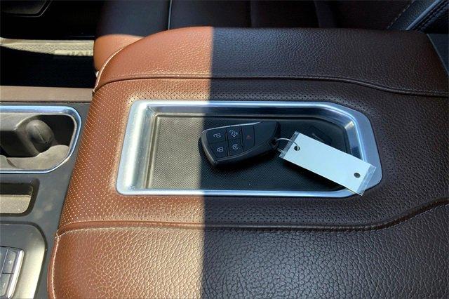 2022 GMC Sierra 1500 Vehicle Photo in TOPEKA, KS 66609-0000
