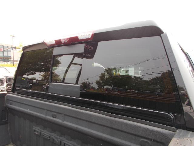 2023 GMC Sierra 2500 HD Vehicle Photo in LOWELL, MA 01852-4336