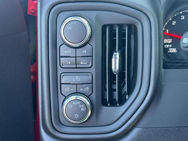 2025 GMC Sierra 1500 Vehicle Photo in COLUMBIA, MO 65203-3903