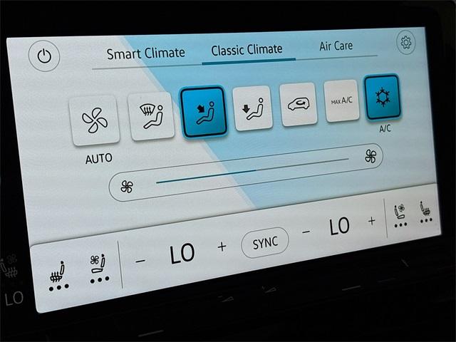 2024 Volkswagen Atlas Cross Sport Vehicle Photo in Puyallup, WA 98371