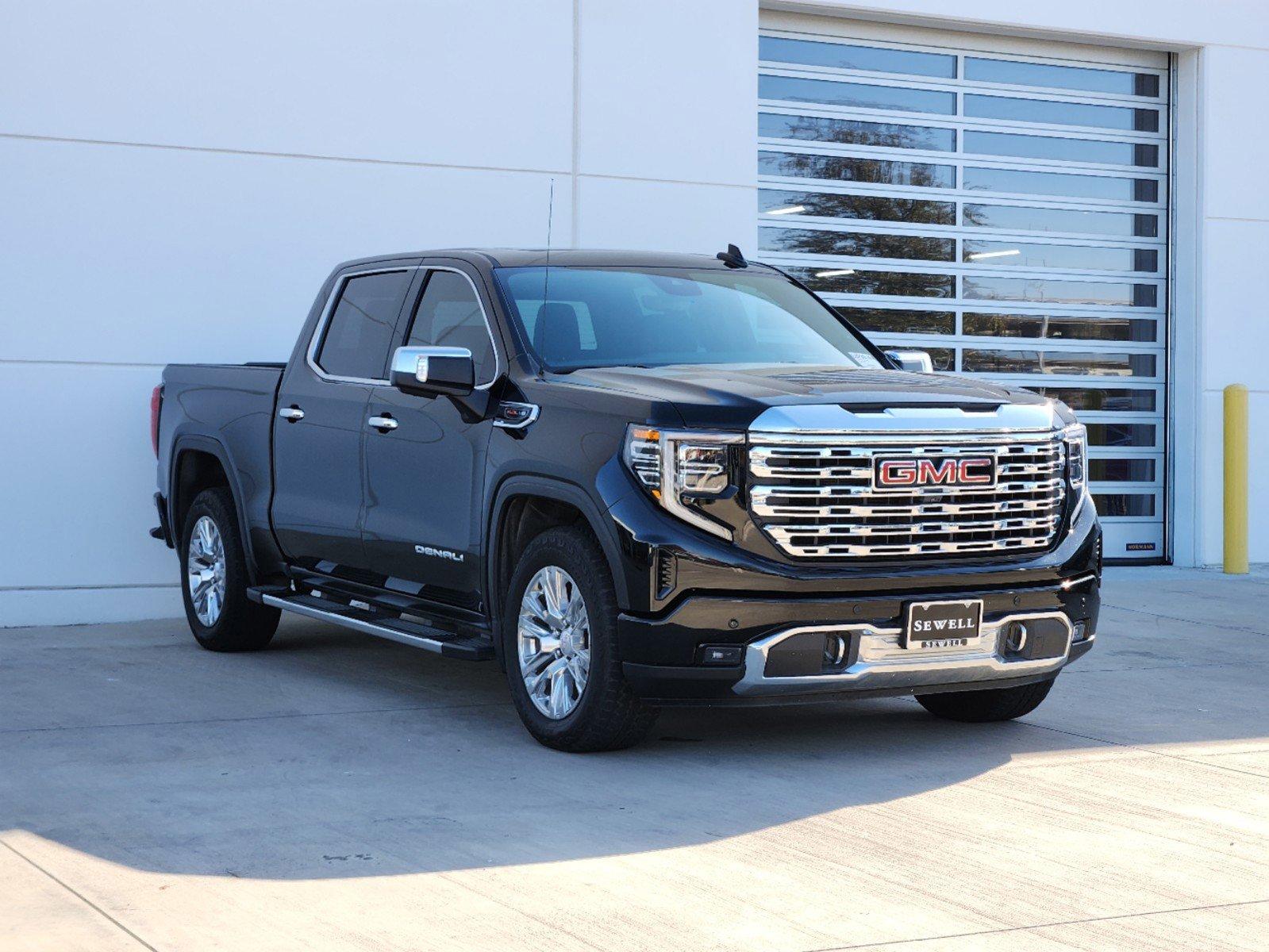 2023 GMC Sierra 1500 Vehicle Photo in PLANO, TX 75024