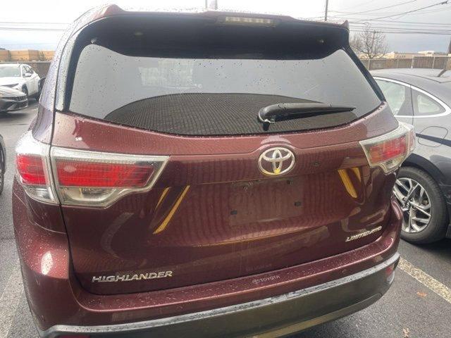 2016 Toyota Highlander Vehicle Photo in Philadelphia, PA 19116