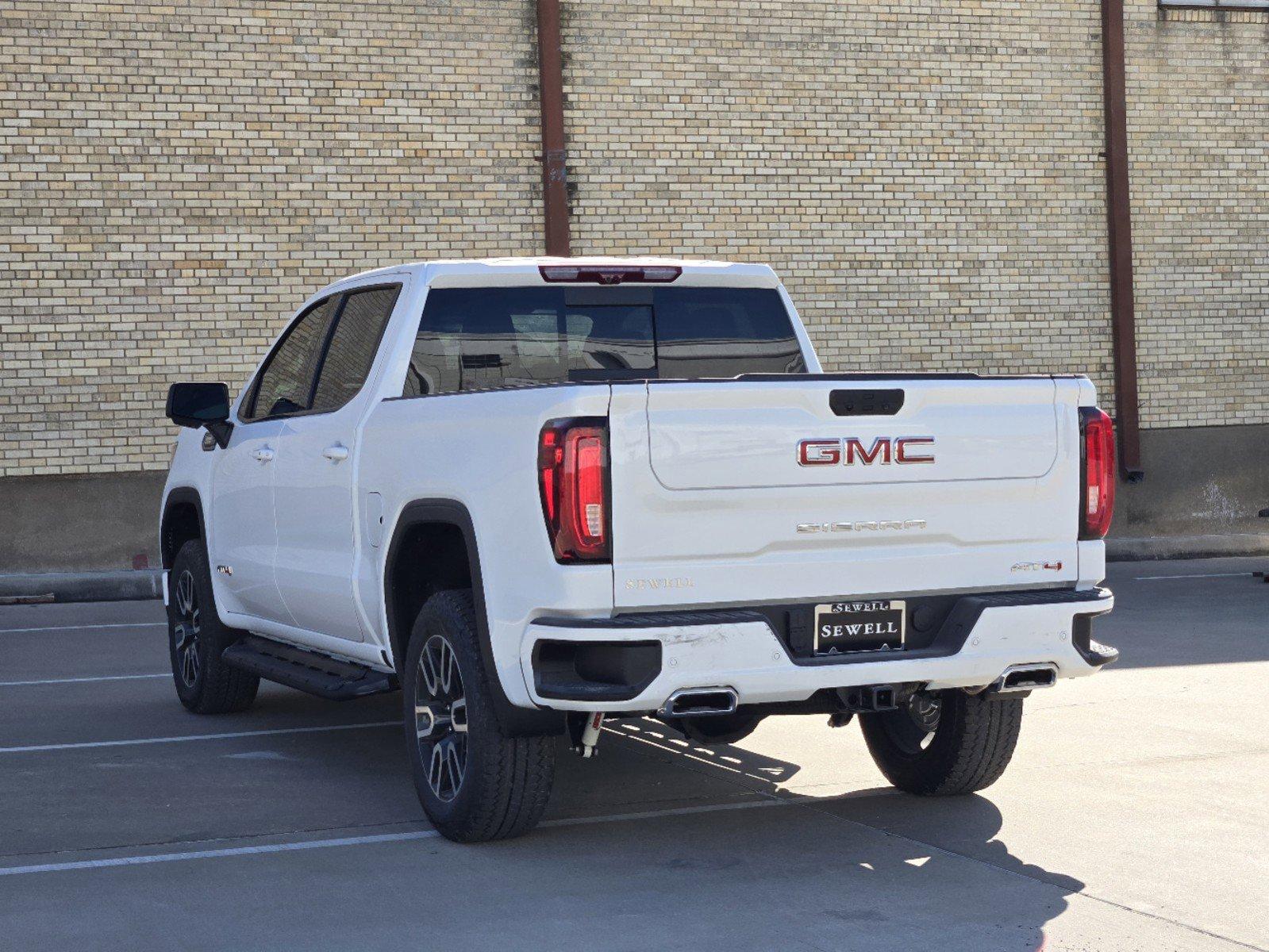 2025 GMC Sierra 1500 Vehicle Photo in DALLAS, TX 75209-3016