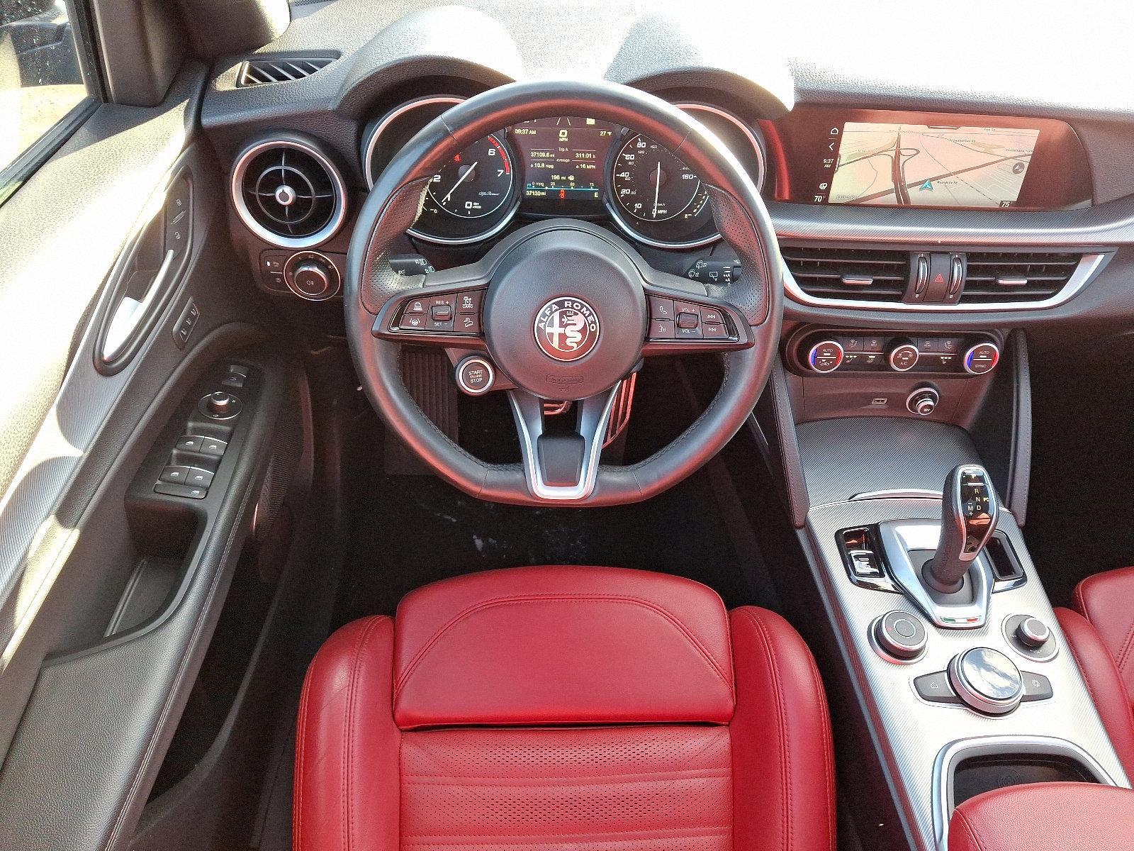 2022 Alfa Romeo Stelvio Vehicle Photo in Willow Grove, PA 19090