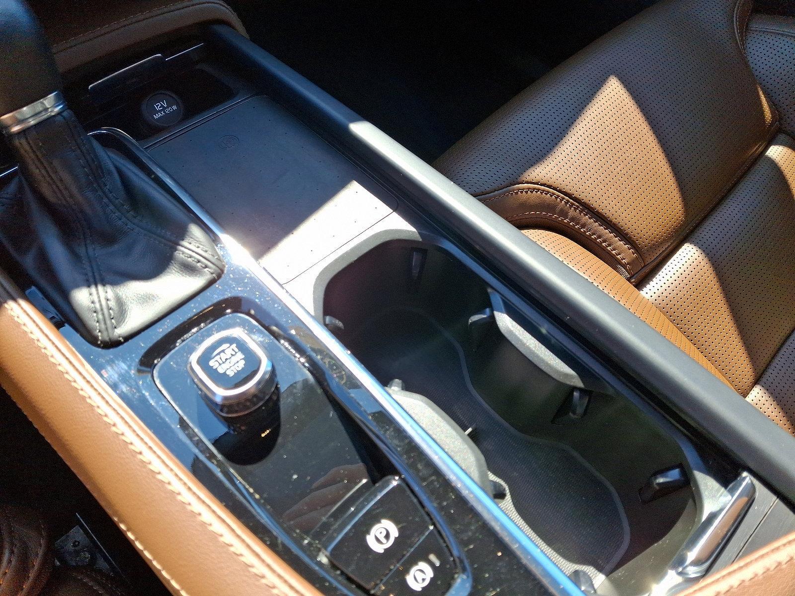2022 Volvo XC90 Vehicle Photo in Trevose, PA 19053