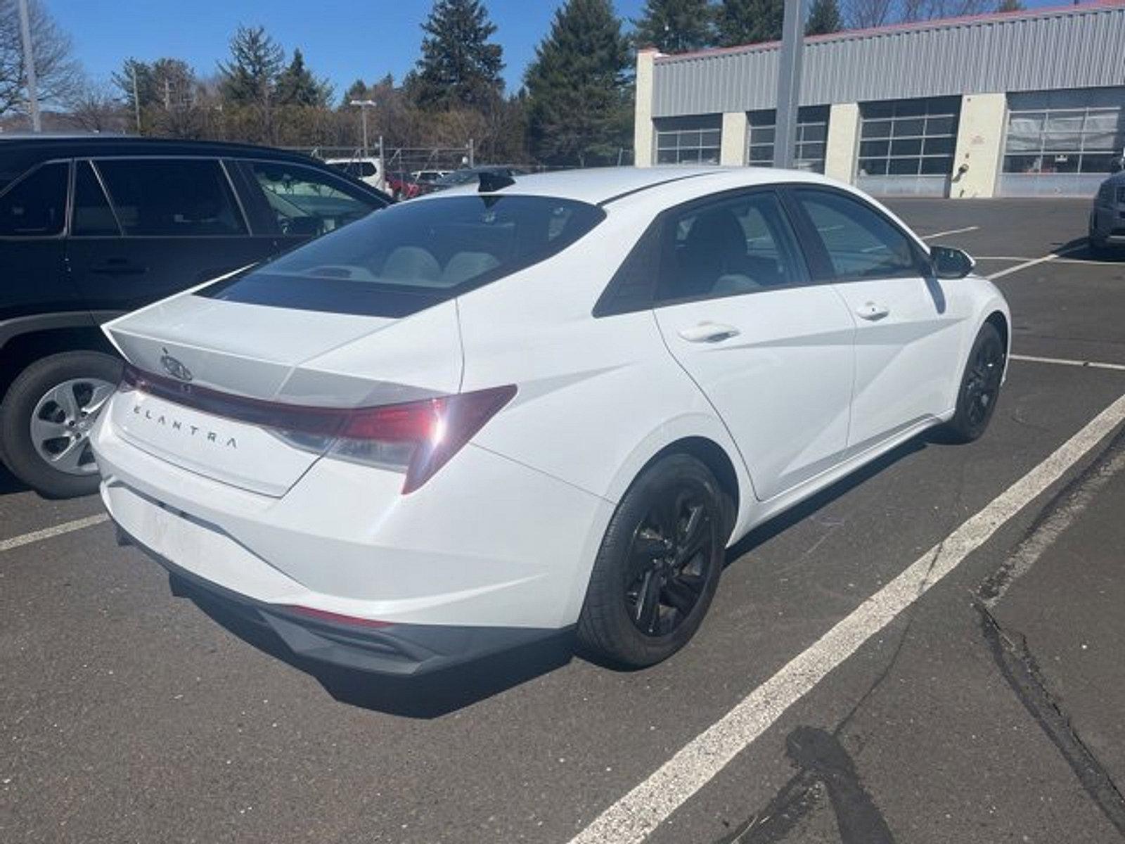 2021 Hyundai ELANTRA Vehicle Photo in Trevose, PA 19053