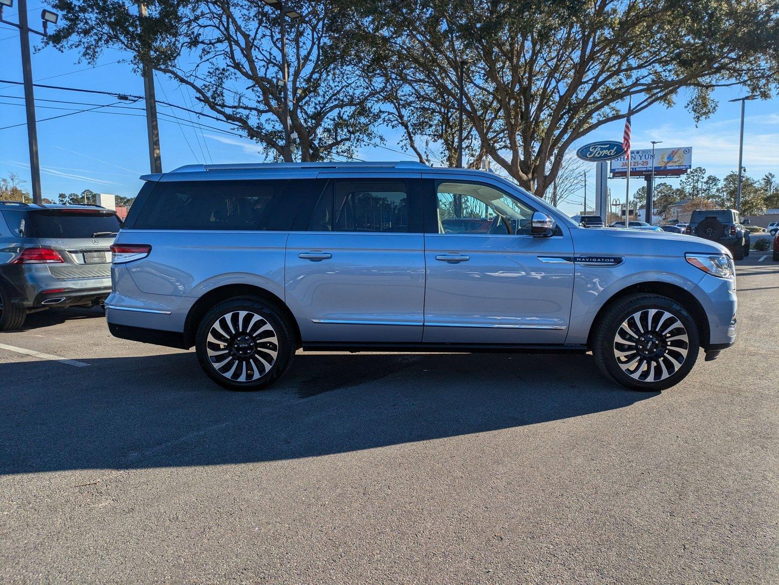 2024 Lincoln Navigator L Vehicle Photo in Jacksonville, FL 32244